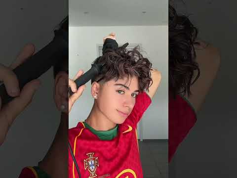 football hairstyles - young cr7⚡️