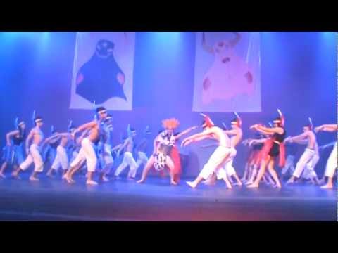 Festa do Folclore 2011 - 2º ano E (Boi de Paritins)