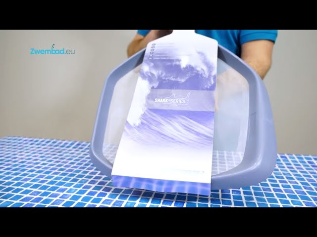 Vídeo relacionado con Astral - Cepillo para piscina de pared de la línea Shark Series de Astral Pool