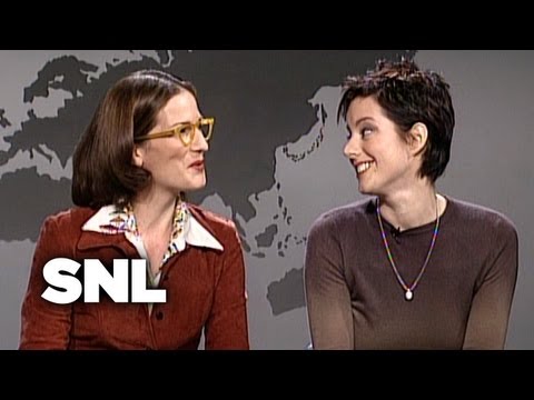 Cinder and Sarah - Saturday Night Live