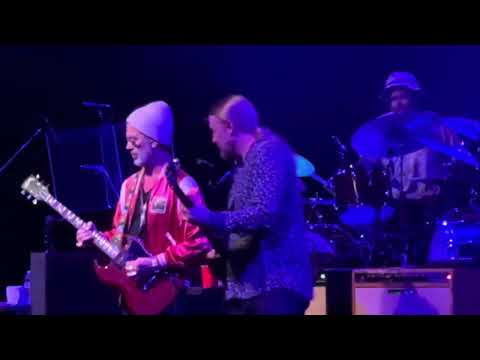 "The Sky Is Crying" (Elmore James) - Tedeschi Trucks Band + Doyle Bramhall II 8-13-25 The Greek