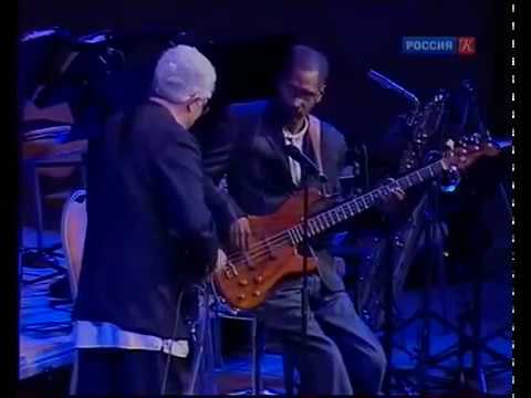 Victor Bailey, Lenny White, Larry Coryell - Black Dog (Led Zeppelin Cover)