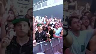 It’s 2016 and the mannequin challenge is peak internet