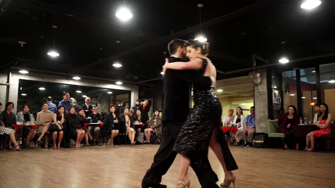 Juan Martin Carrara y Stefania Colina #2, 27th Nov. 2016, Grand Milonga
