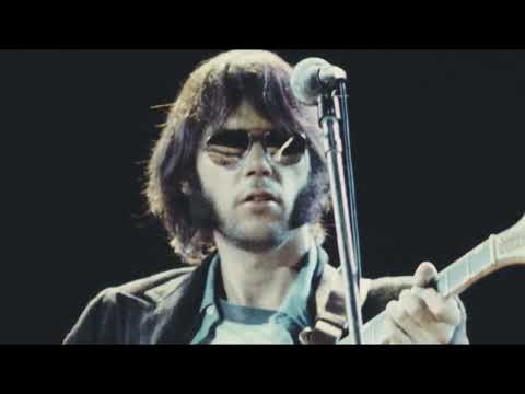 Neil Young warns his music will soon be removed from Amazon