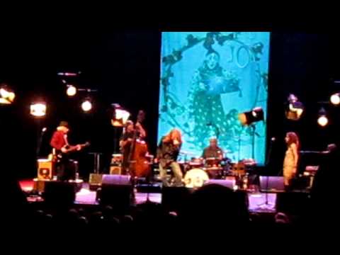 RP&BJ WINNIPEG JAZZ FEST 21/06/11  "Life Has Its Little Ups and Downs"