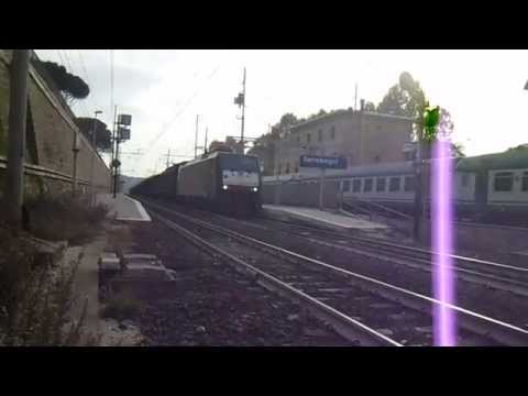 E189.402 sul MRS 57408 Anagni Fiuggi - Chiasso Smistamento, in partenza da Settebagni