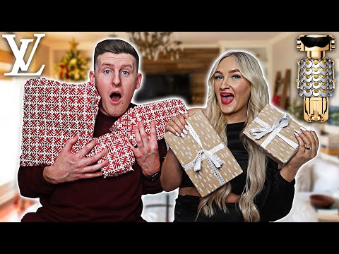 £1,000 PRESENT SWAP WITH GIRLFRIEND!! (WHAT WE GOT EACHOTHER FOR CHRISTMAS 2022)