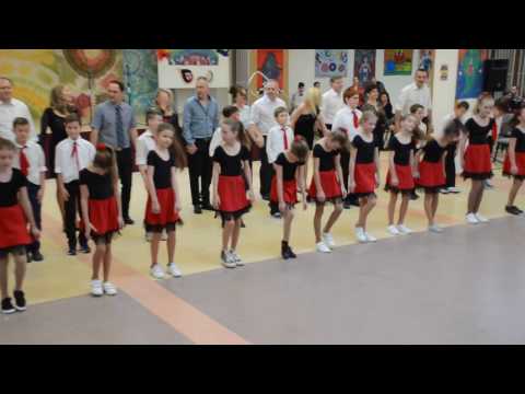 2017.02.11. Farsang - Egyveleg címmel a 4.b műsora