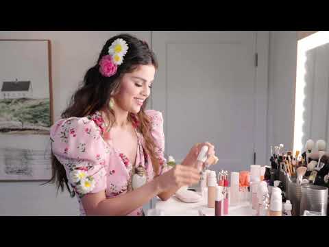 Get Selena Gomez’s Look | De Una Vez (Behind The Scenes)