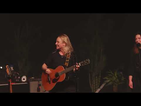 Night Moves (Live at WXPNs World Cafe, Philadelphia, PA)