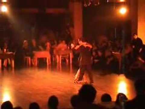  Luna Palacios  and  Oliver Kolker  are  dancing  to  the  tango  "  El Recodo  "