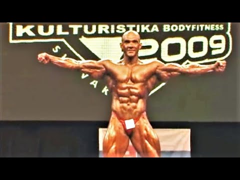Marilandio Ponchet (BRA), NABBA Worlds 2009 - Masters Over 40 Winner