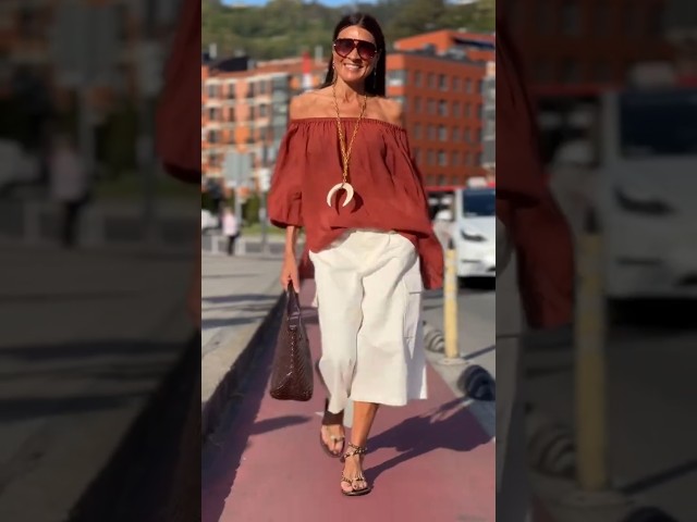 Vídeo relacionado con KMF T-SHIRT | Camiseta Mujer/Hombre | Camiseta Friki Unisex de Algodón 100%, Regalo Geek Original | Estilo Retro Feminista con Diseño de Princesa Fight Like a Girl (L, Blanco)