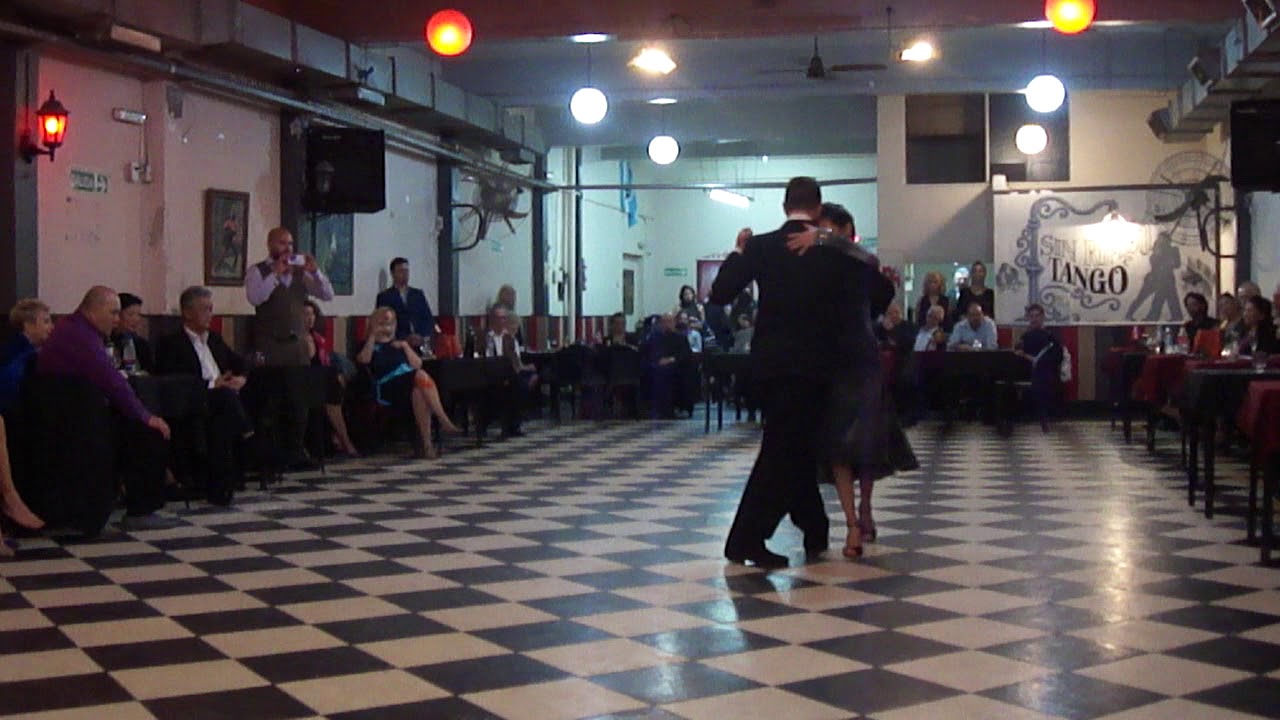 Sin Rumbo, bailan Natalia Atepaeva y Rusian Takhrov 1-2