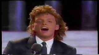 LUIS MIGUEL- POR FAVOR SEÑORA (1989) VIDEO