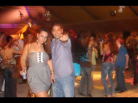 Bassmonkeys ft Abigail Bailey - In The Moment