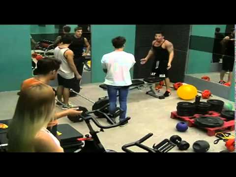 Pelea Mariano vs Eloy gimnasio gran hermano 2015 a lo ricardo fort