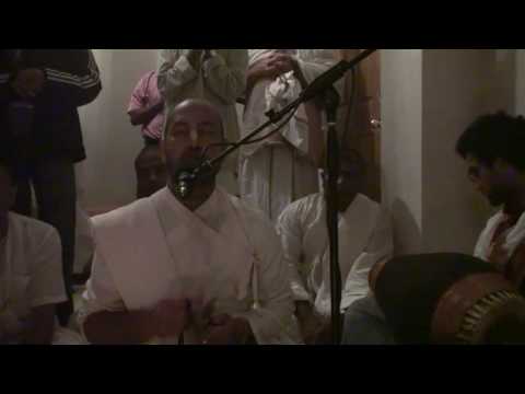 Bhajan - Baladev das - Damodarastakam - Halloween Home Program 6/6