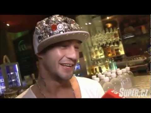 Sámer Issa na afterparty filmu Babovřesky