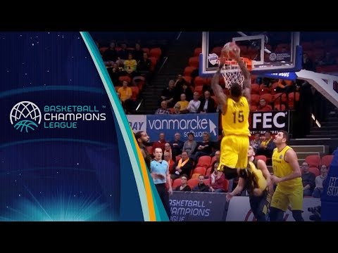 Myers' big follow-up dunk v Aris!
