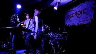 ГалеоN   Sinergy   Gallowmere   The Raconteurs   Steady, As She Goes