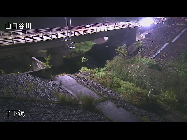 山口谷川 東みよし町中庄