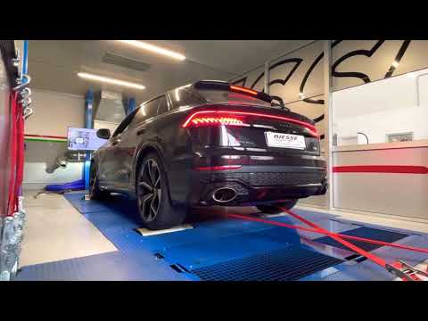 Audi RSQ8 sound Akrapovic Exhaust!