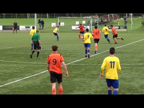 Blauw Geel '55 2 tegen De Bataven 2 eerste helft tussenstand 0-1