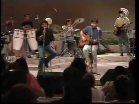 Boaz Sharabi y Uzi Hitman - Mi Yada She Kaj Ihie       בועז שרעבי ועוזי חיטמן מי ידע שכך יהיה