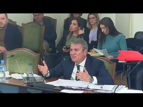 “Shoku juaj i klasës përfundoi në burg”, debat mes Tabakut dhe Gjiknurit tek Inceneratorët