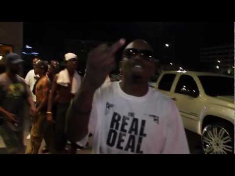 PLAYBOY TY FEAT YUNG DOE - WATCH ME PULL UP