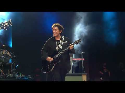 Journey - "Any Way You Want It" - Live Video from Lollapalooza 2021 |  @journey