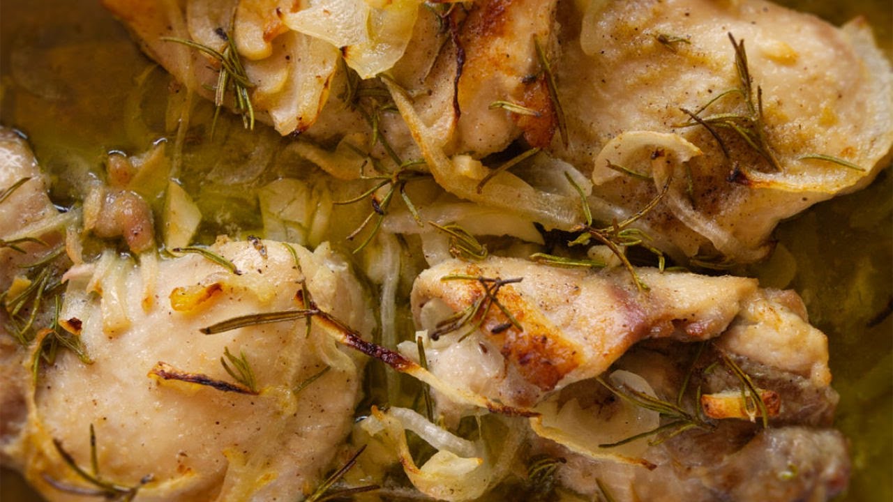 Mediterranean Garlic Rosemary Boneless Chicken Thighs (30 Min Recipe)