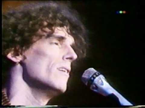 Spinetta Plegaria para un niño dormido.mpg