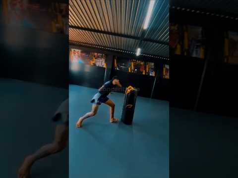 Treino de movimentação #pezaocapoeira #capoeiraregional #training #motivation #vlog #viralvideos #yt