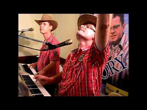 PIJEM   - pjesma  sa LAKU NOĆ SVIJETE - Alen Aledory