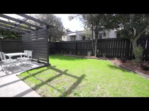 SOLD - A/1113 New North Road, Mt Albert - Christine Wooding and Mark Wooding