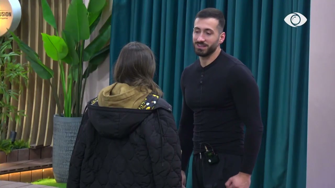 “A po luan?”/ Valbona diskuton me Jozin: M’i ke kthyer të gjithë kundra