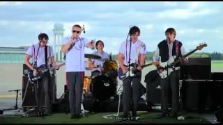 Kraftklub - Scheissindiedisko (Auf den Dächern) HQ