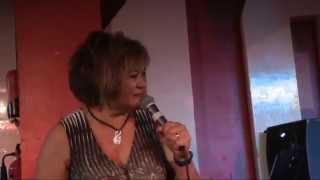 Ma Kuini   Little Red Rooster Etta James Cover.