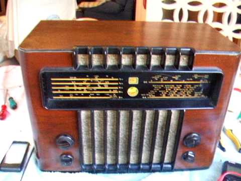 Marconi M 49 with EM34 magic eye (1948) 2/3
