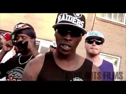 SWAGGIN' ON'EM  - RISKY G FT  CROOKEDLETTER SCHEMEZ | Directed By: BANGDOTSFILMS