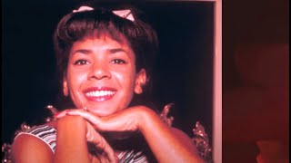 Shirley Bassey - With These Hands (1960 Recording)