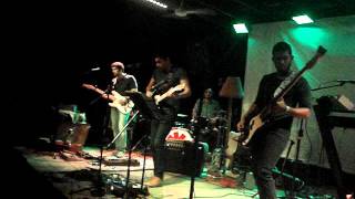 Playa o Radio @ Synesthesia Desde Cenizas Concierto clip 1