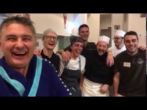 Barzelletta Il pappagallo dalle uova quadrate - Paci