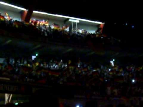 Schwenkt die Fahnen schwarz rot gold - WM 2010