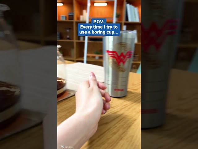 Vídeo relacionado con United Labels DC Comics Wonder Woman - Taza de café (cerámica, 320 ml), color turquesa