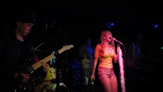 Haley Reinhart &quot;Good or Bad&quot; #WTS? Tour Lola&#39;s Room 2017