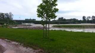 preview picture of video 'Alsace - Crue décennale du Rhin à hauteur de Breisach Am Rhein,  le 2 juin 2013  - 1'